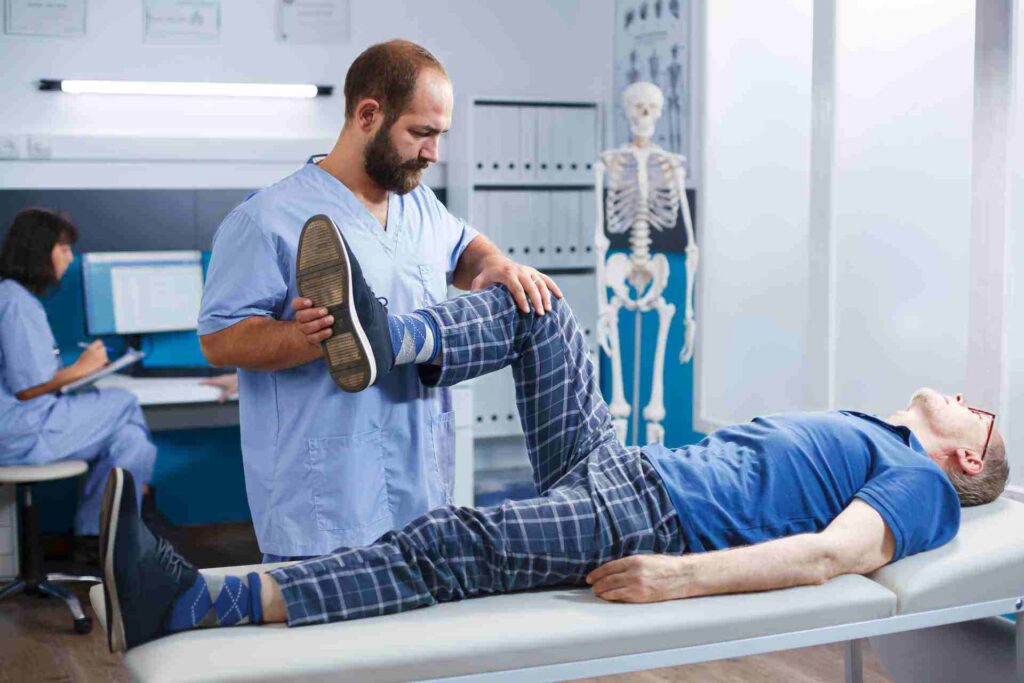 When to See a Doctor for Car Accident Leg Injuries